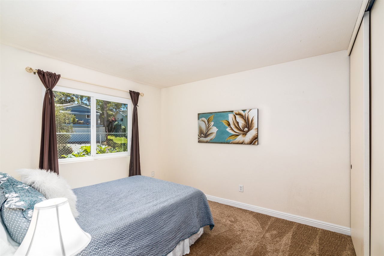 262 Blockton Road Vista, CA 92083 - Photo 14 of 25 Gallery Image 14