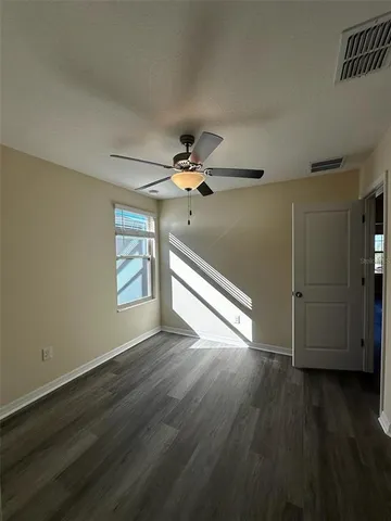 $369,900 | 5213 Dandelion Street, Apollo Beach, FL 33572