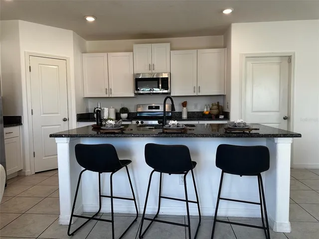 $369,900 | 5213 Dandelion Street, Apollo Beach, FL 33572