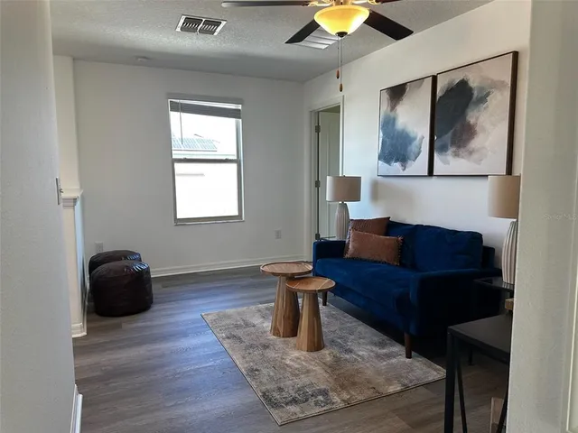 $369,900 | 5213 Dandelion Street, Apollo Beach, FL 33572