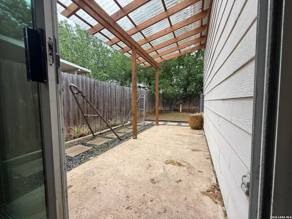 $1,690 | 86 Coastal Lane, San Antonio, TX 78240