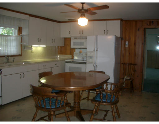 3616 Diamond Hill Road Cumberland, RI 02864 - Photo 4 of 18