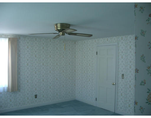 3616 Diamond Hill Road Cumberland, RI 02864 - Photo 9 of 18