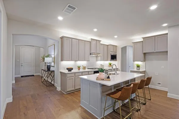 $715,407 | 2908 Weslyan Oak Street, Bedford, TX 76021