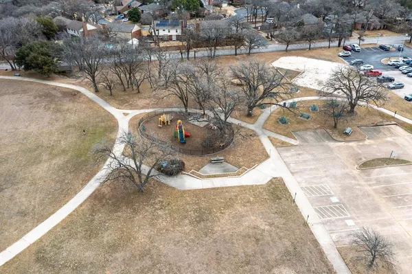 $715,407 | 2908 Weslyan Oak Street, Bedford, TX 76021