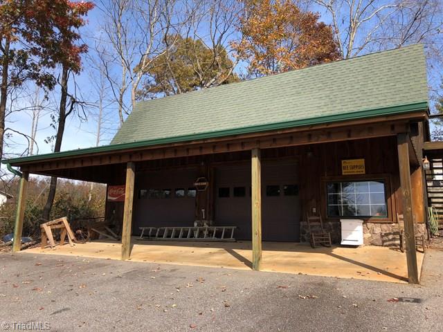 272 Hacketts Road Millers Creek, NC 28651 - Photo 34 of 39 Gallery Image 34