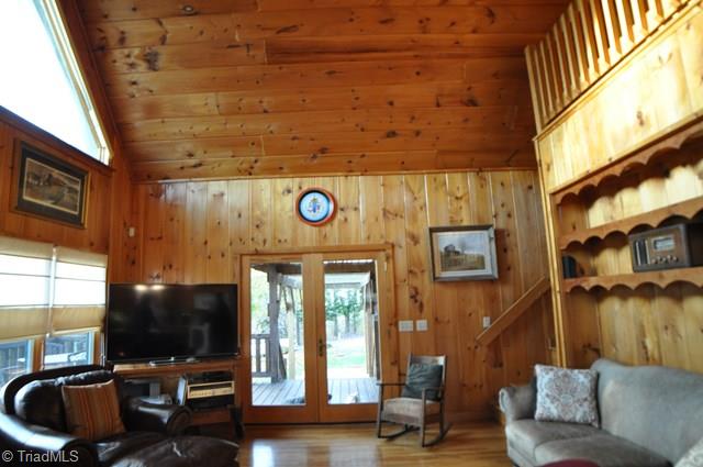 272 Hacketts Road Millers Creek, NC 28651 - Photo 6 of 39 Gallery Image 6
