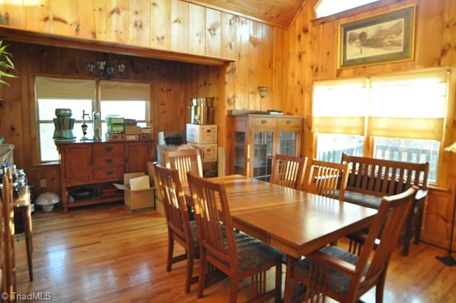 272 Hacketts Road Millers Creek, NC 28651 - Photo 10 of 39 Gallery Image 10