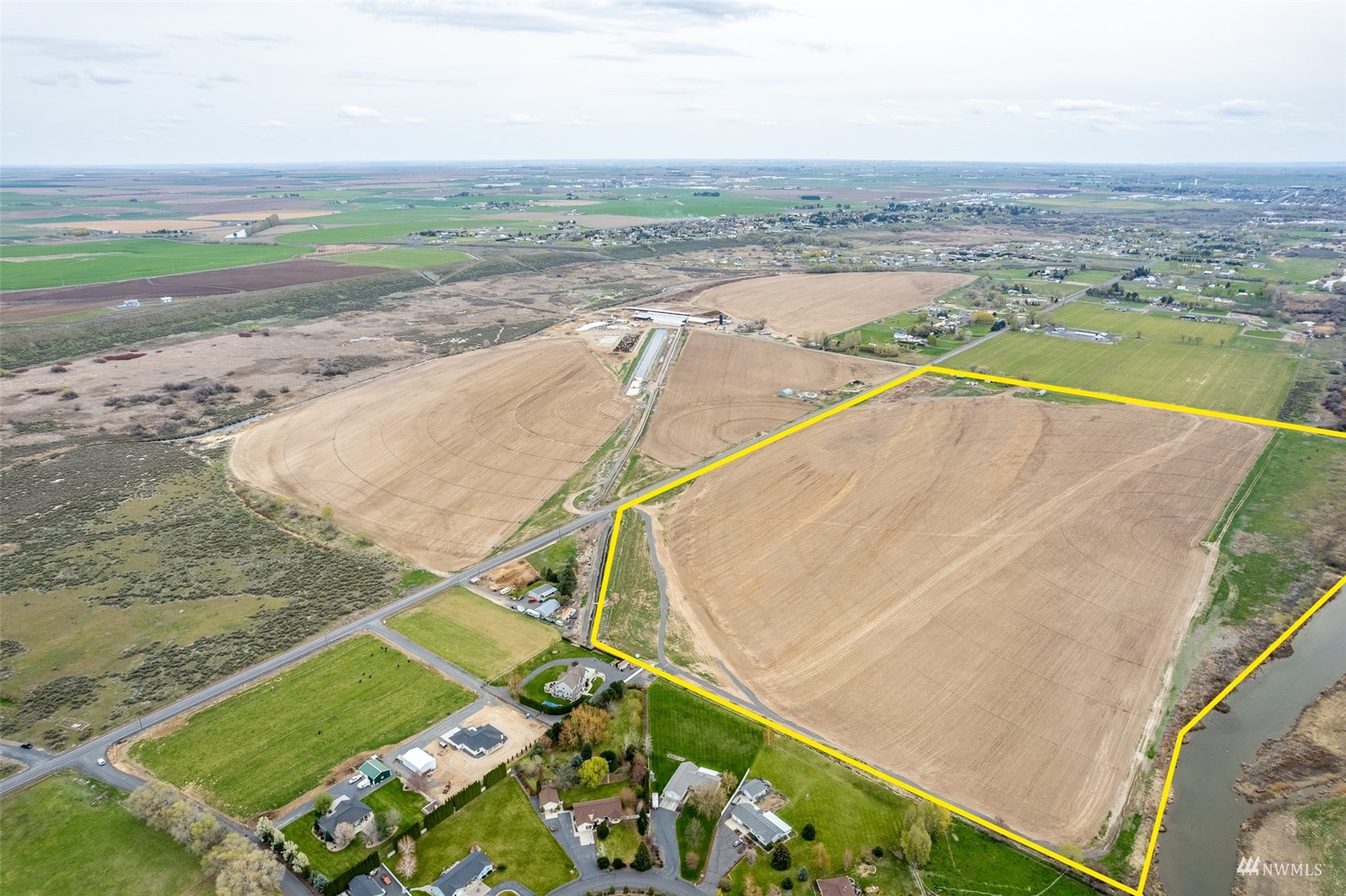 6020 K Road Northeast Moses Lake, WA 98837 - Photo 1 of 2 Gallery Image 1