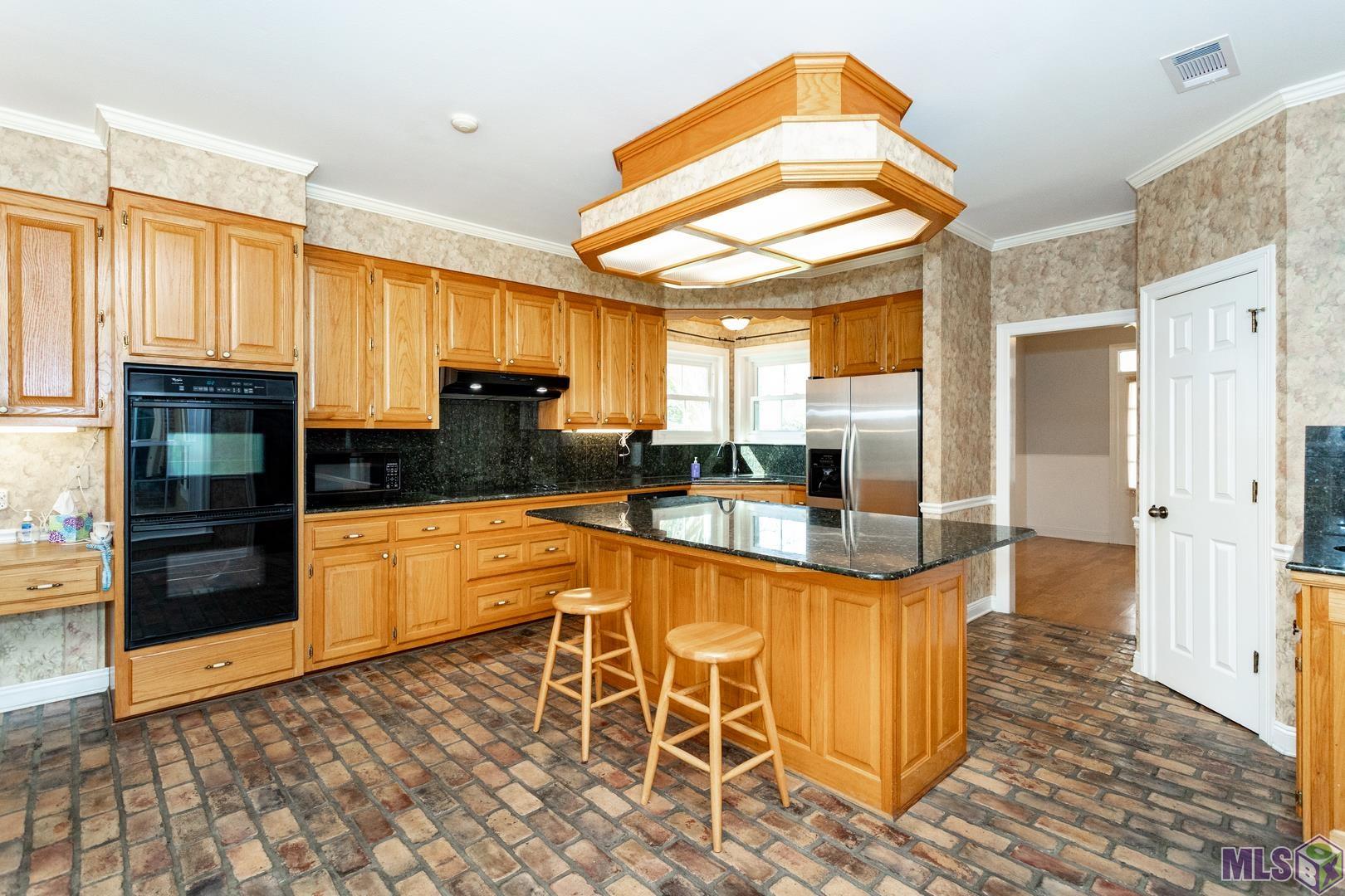 6329 Riverbend Boulevard Baton Rouge, LA 70820 - Photo 12 of 45 Gallery Image 12