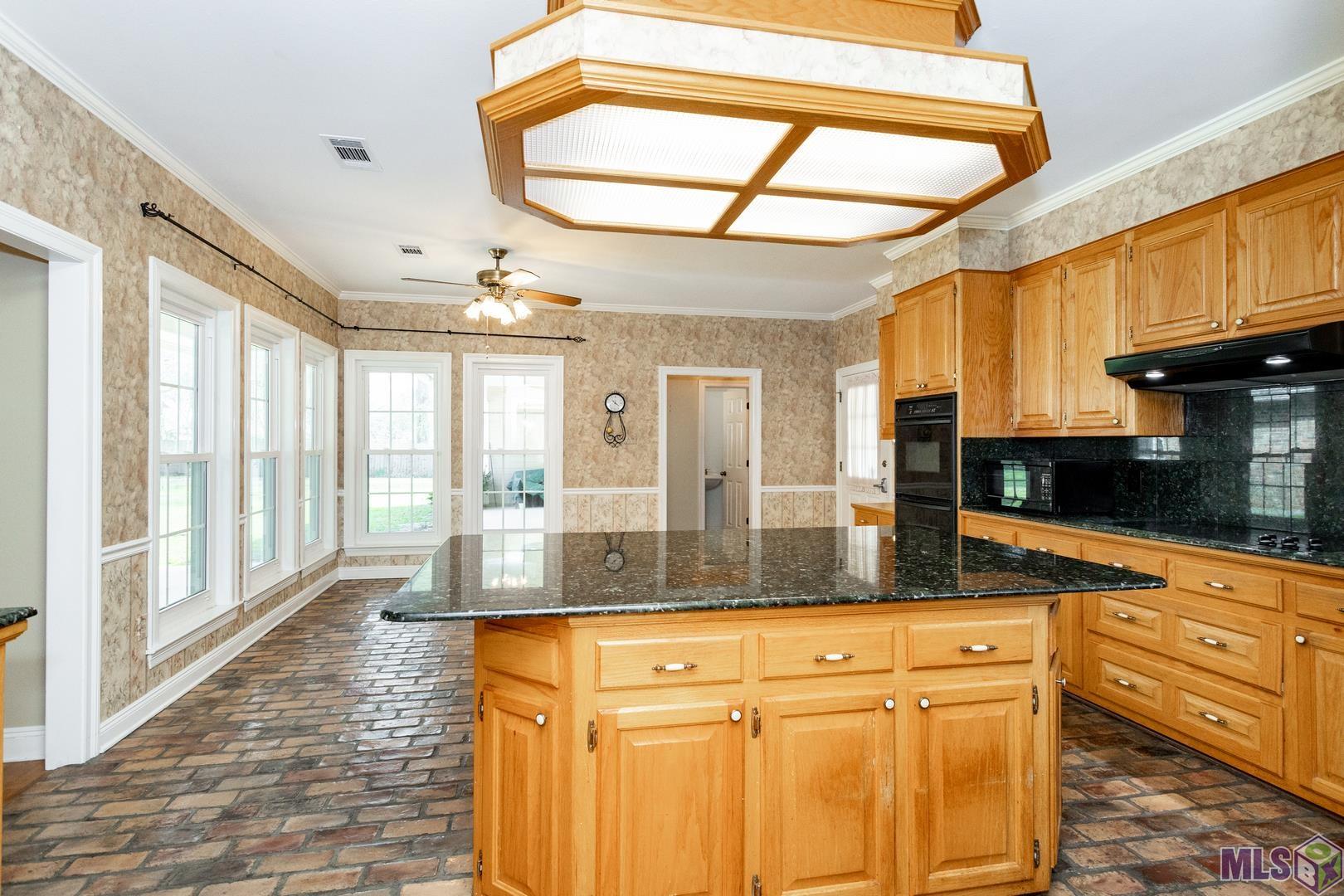 6329 Riverbend Boulevard Baton Rouge, LA 70820 - Photo 13 of 45 Gallery Image 13