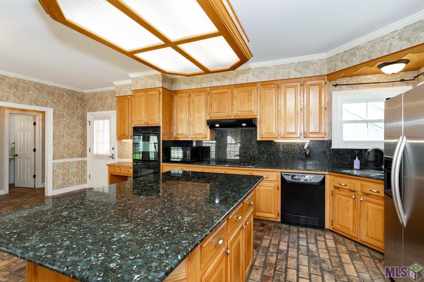 6329 Riverbend Boulevard Baton Rouge, LA 70820 - Photo 15 of 45 Gallery Image 15