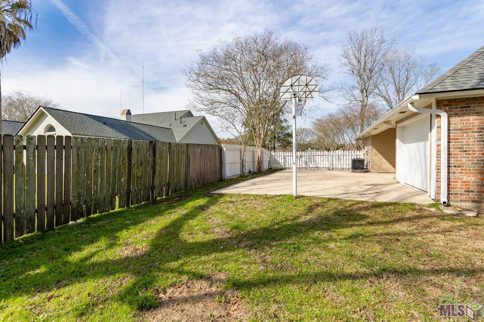 6329 Riverbend Boulevard Baton Rouge, LA 70820 - Photo 43 of 45 Gallery Image 43