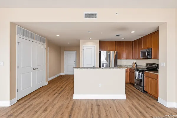 $255,000 | 215 Center Street, Unit 1205, San Antonio, TX 78202