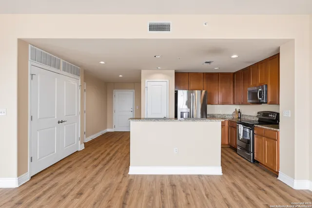 $285,000 | 215 Center Street, Unit 1205, San Antonio, TX 78202