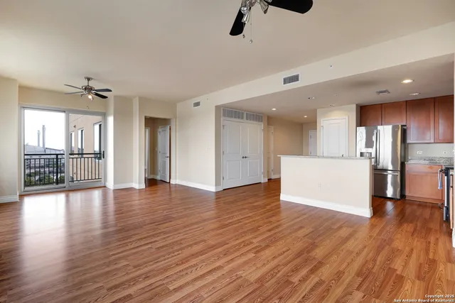 $295,000 | 215 Center Street, Unit 1205, San Antonio, TX 78202