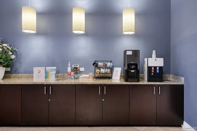 $295,000 | 215 Center Street, Unit 1205, San Antonio, TX 78202