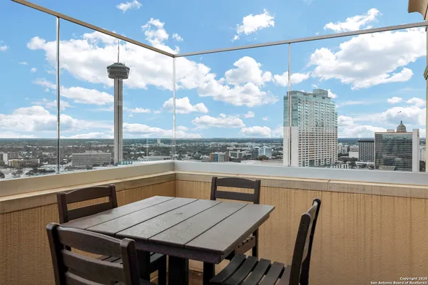 $255,000 | 215 Center Street, Unit 1205, San Antonio, TX 78202