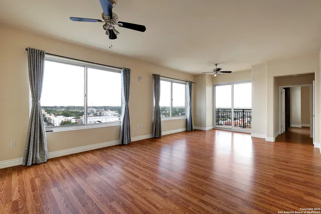 $295,000 | 215 Center Street, Unit 1205, San Antonio, TX 78202