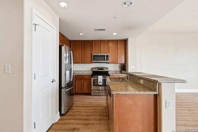 $285,000 | 215 Center Street, Unit 1205, San Antonio, TX 78202