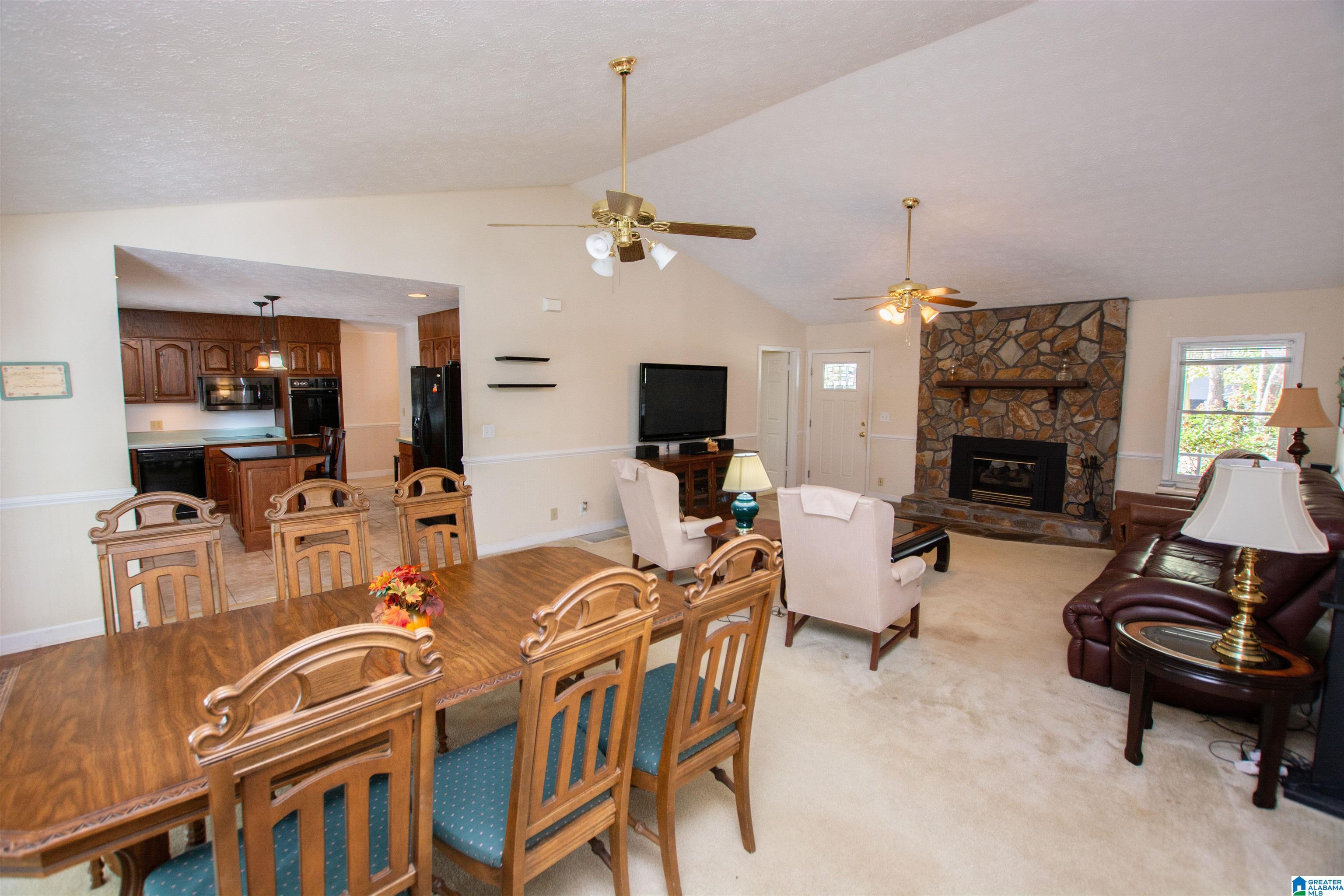 135 Geralds Point Wedowee, AL 36278 - Photo 5 of 36