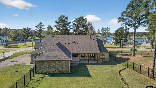 $1,250,000 | 22227 Mallard Cv Court, Bullard, TX 75757