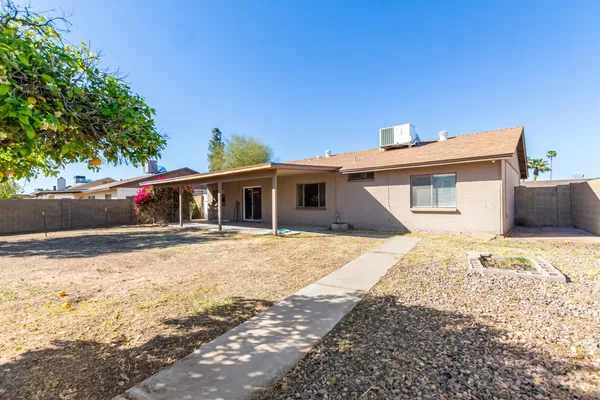 $2,195 | 2113 North Los Altos Drive, Chandler, AZ 85224