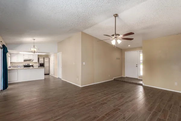$2,195 | 2113 North Los Altos Drive, Chandler, AZ 85224