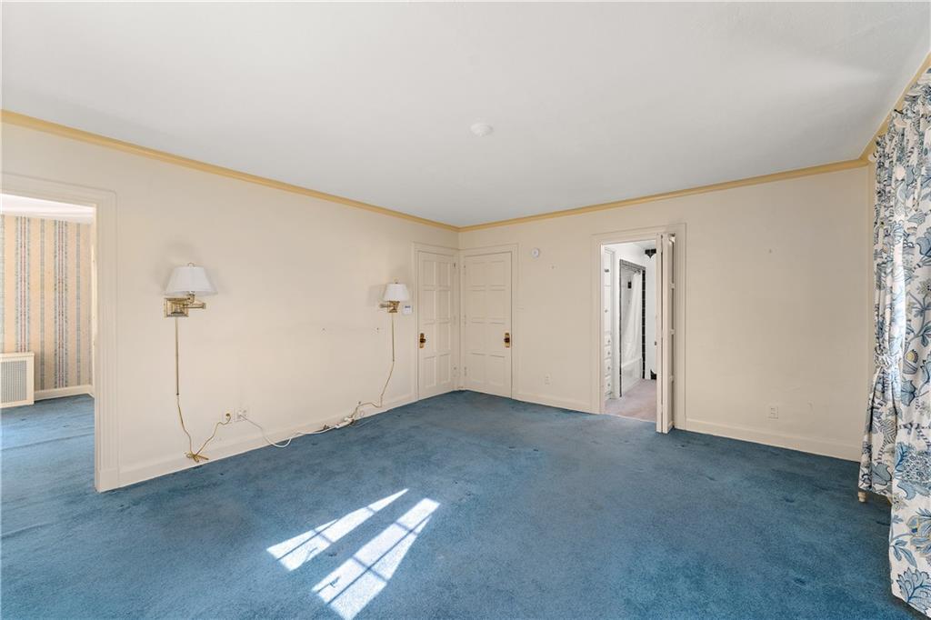 6 Churchill Road Pittsburgh, PA 15235 - Photo 21 of 42 an empty room with windows