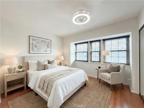 $465,000 | 22131 West Oxnard Street, Woodland Hills, CA 91367