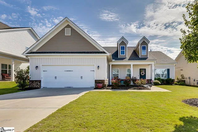 $389,000 | 402 Reedy Springs Lane, Greenville, SC 29605
