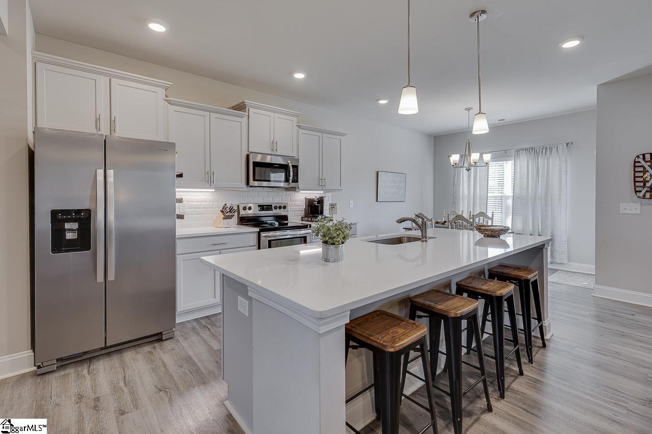 402 Reedy Springs Lane Greenville, SC 29605 - Photo 15 of 44