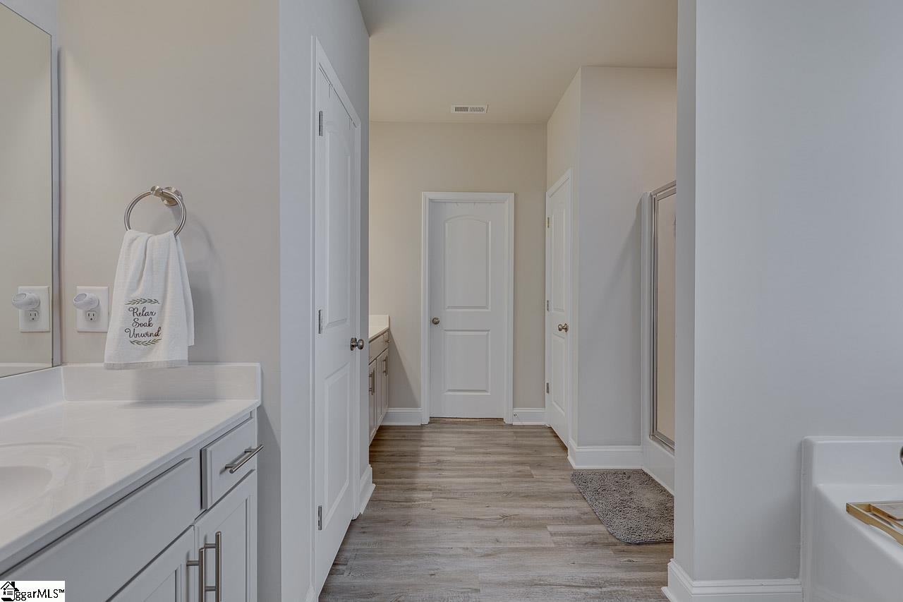 402 Reedy Springs Lane Greenville, SC 29605 - Photo 29 of 44