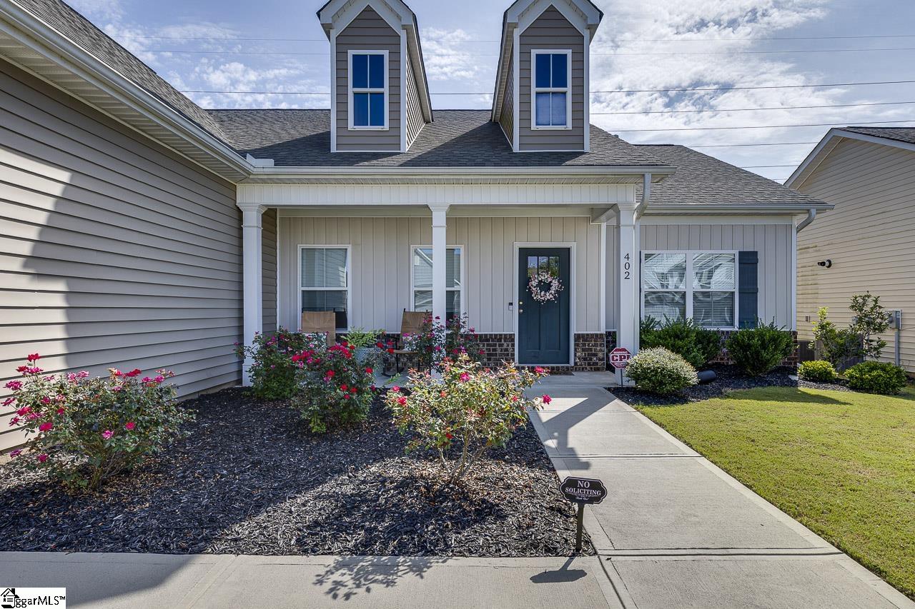 402 Reedy Springs Lane Greenville, SC 29605 - Photo 4 of 44