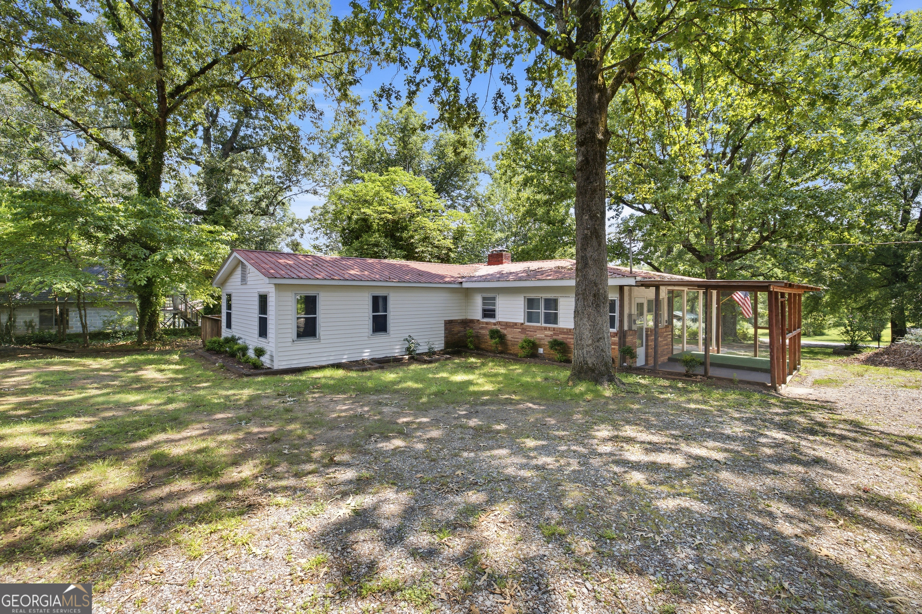 151 Tiny Ridge Drive Cornelia, GA 30531 - Photo 13 of 39