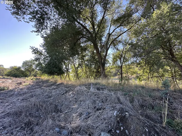 $180,000 | St-johnday Northeast 7th Street, John Day, OR 97845