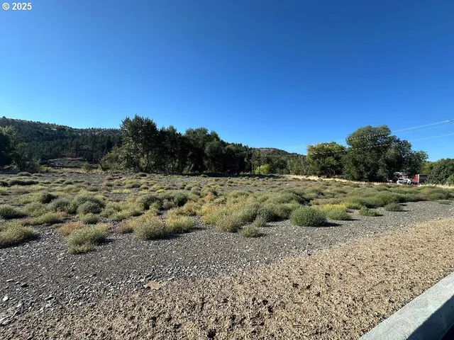 $180,000 | St-johnday Northeast 7th Street, John Day, OR 97845