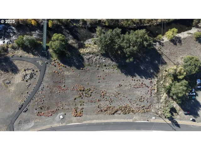 $180,000 | St-johnday Northeast 7th Street, John Day, OR 97845