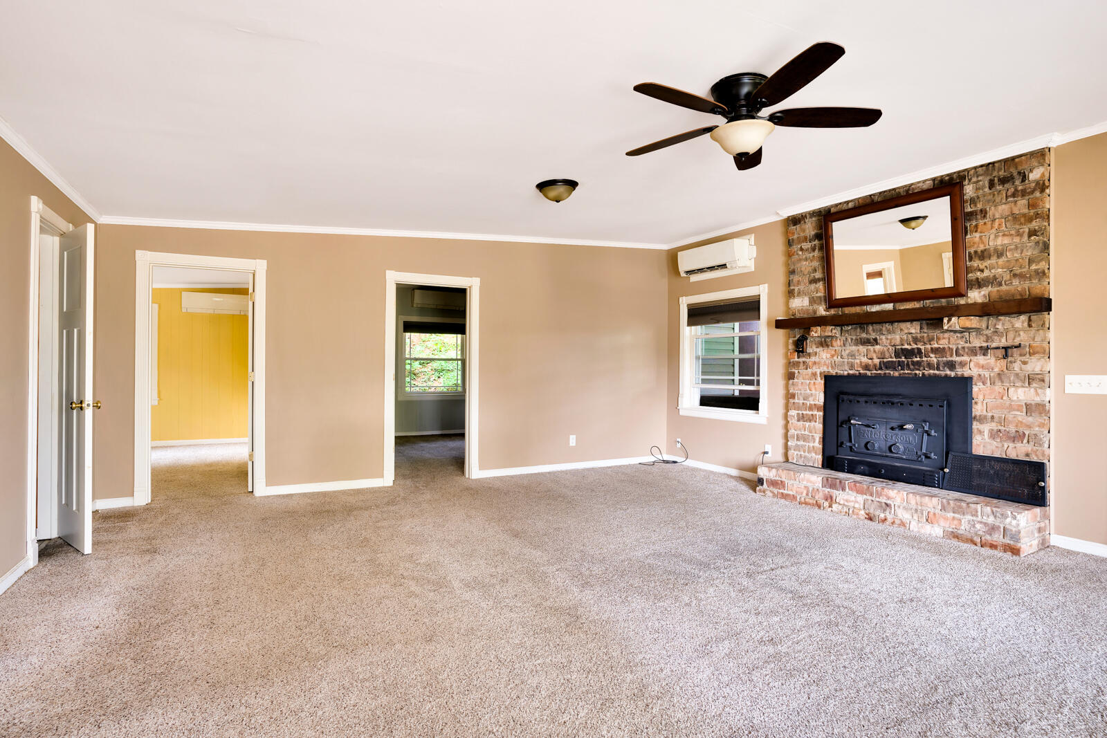 9227 Rocky Point Road Soddy Daisy, TN 37379 - Photo 7 of 35 Open Living Space