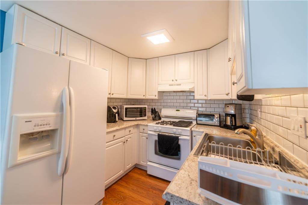 84 Cortland Drive West McKees Rocks, PA 15136 - Photo 7 of 25