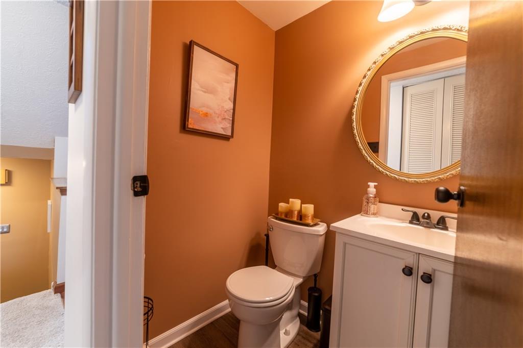 84 Cortland Drive West McKees Rocks, PA 15136 - Photo 10 of 25