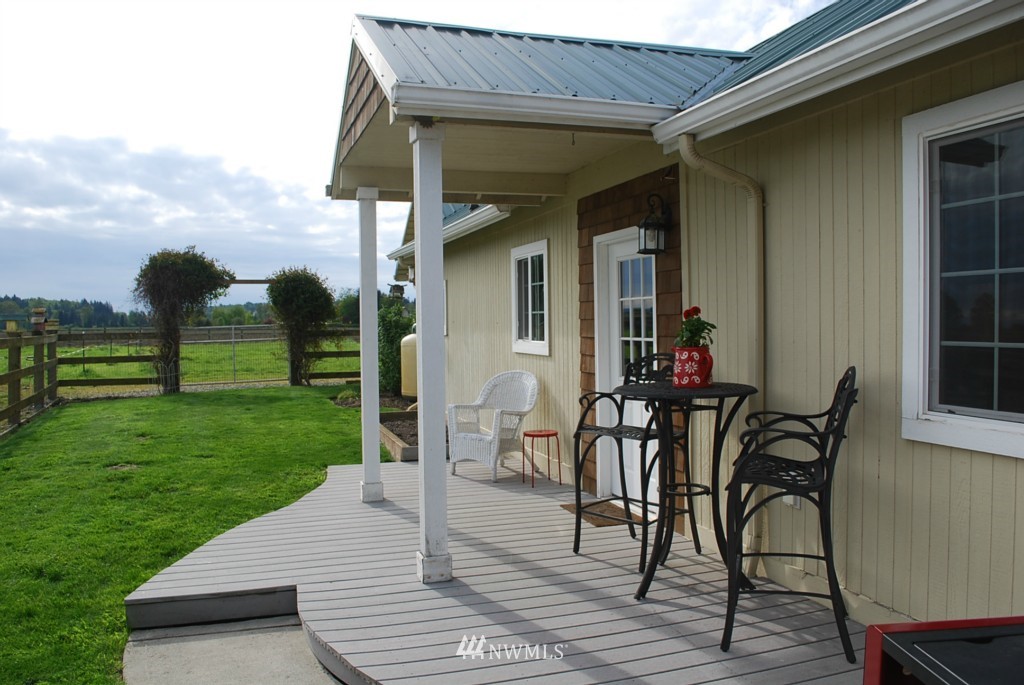8048 District Line Road Burlington, WA 98233 - Photo 15 of 25 Gallery Image 15