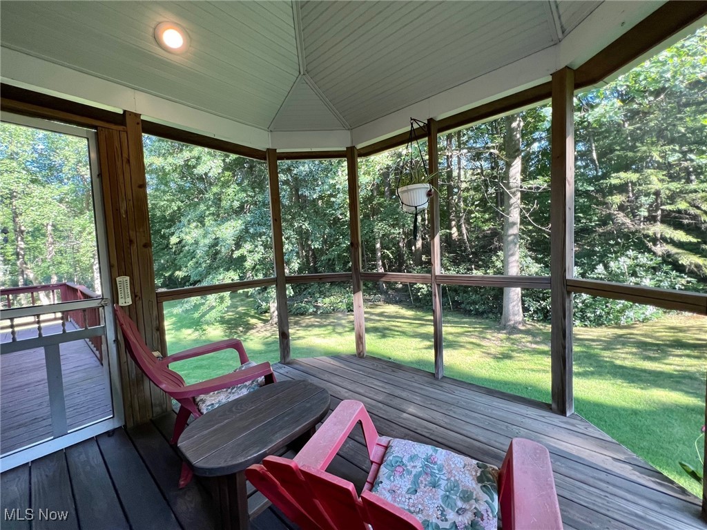 11635 Old State Road Chardon, OH 44024 - Photo 21 of 43