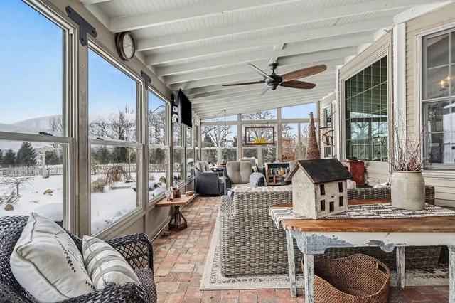 $605,000 | 18939 I Drive North, Marshall, MI 49068