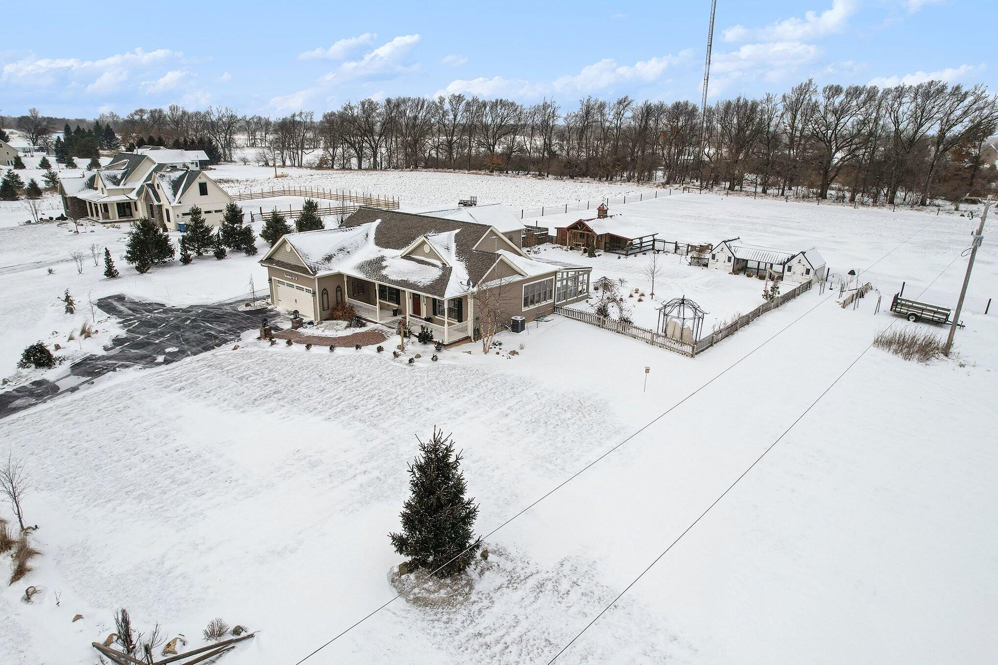 18939 I Drive North Marshall, MI 49068 - Photo 32 of 50 032_file_9131