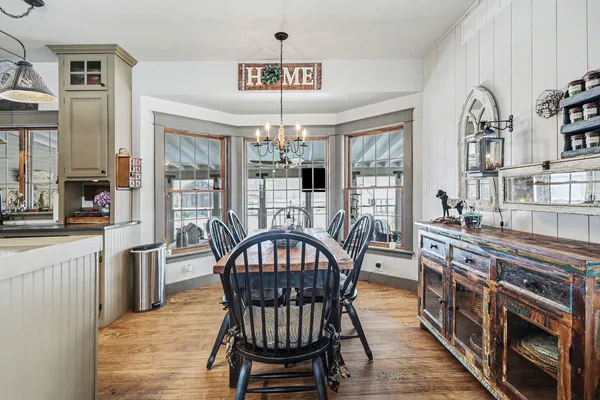 $605,000 | 18939 I Drive North, Marshall, MI 49068