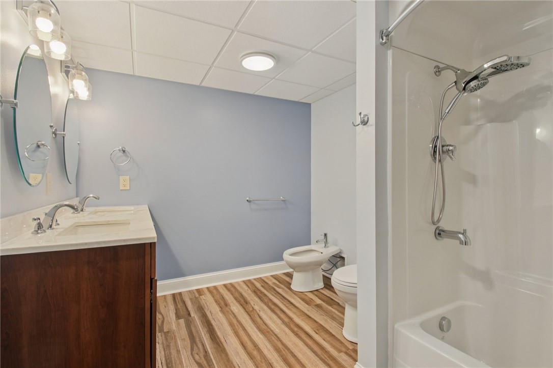 3636 Lincoln Hill Road Hopewell, NY 14424 - Photo 25 of 39 In-law full bath.