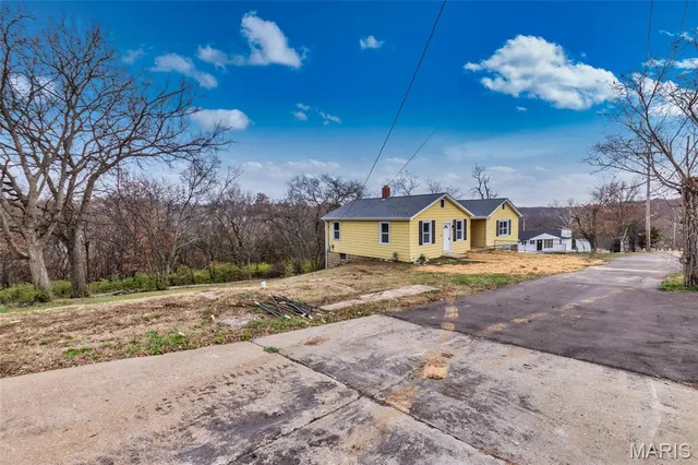 $244,900 | 1756 Old Lemay Ferry Road, Arnold, MO 63010