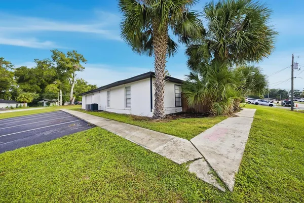 $1,350 | 2955 Southeast 53rd Court, Unit D, Ocala, FL 34480