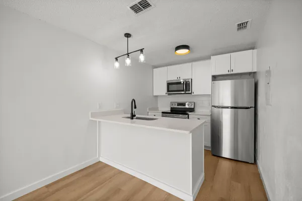 $1,350 | 2955 Southeast 53rd Court, Unit D, Ocala, FL 34480